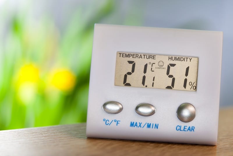 A Hygrometer - Can humidity be over 100?