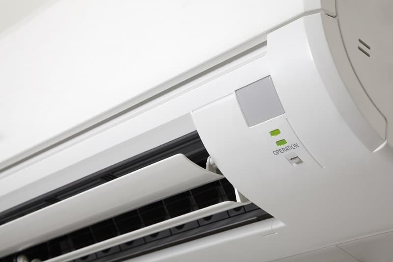 Does an AC Help with Humidity?